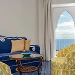 Helios Hotel